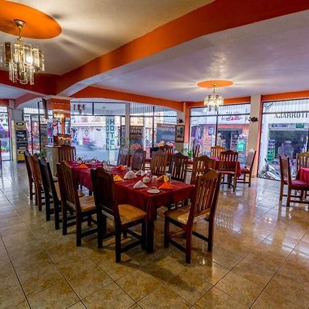 Hoteles Kakchiquel ปานาคาเชล ภายนอก รูปภาพ