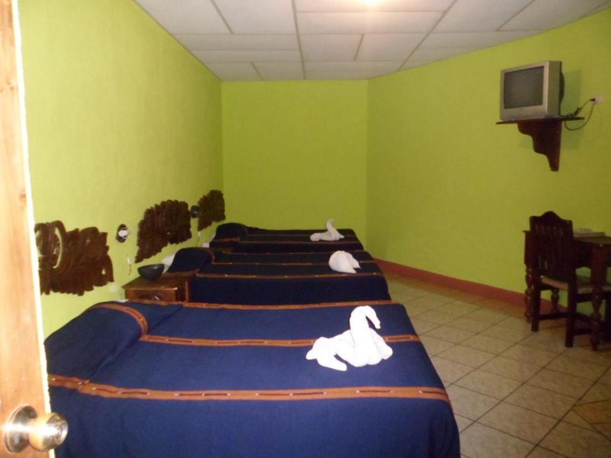 Hoteles Kakchiquel ปานาคาเชล ภายนอก รูปภาพ