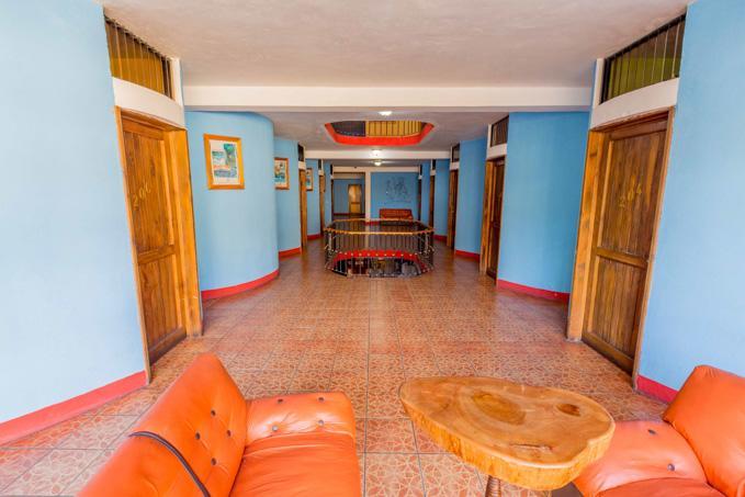 Hoteles Kakchiquel ปานาคาเชล ภายนอก รูปภาพ