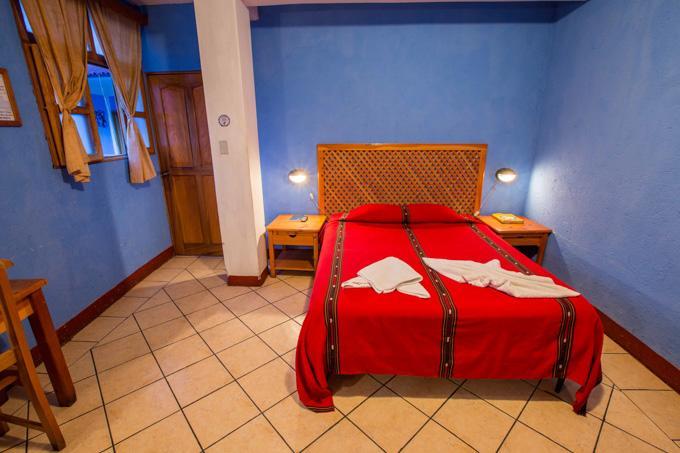 Hoteles Kakchiquel ปานาคาเชล ภายนอก รูปภาพ