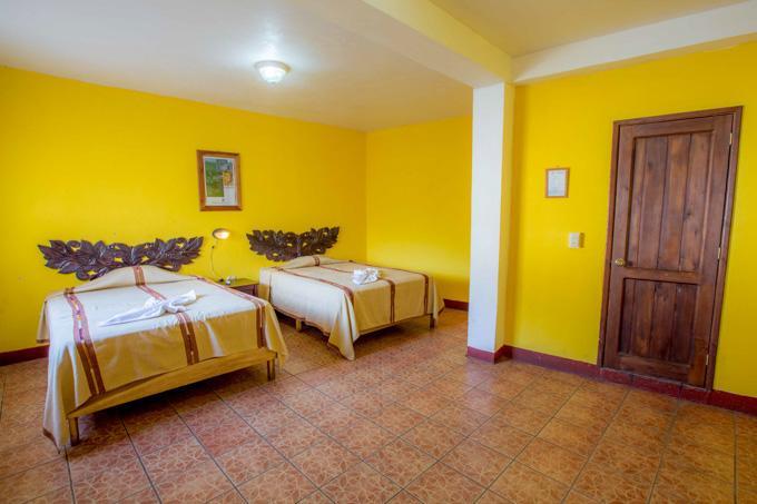 Hoteles Kakchiquel ปานาคาเชล ภายนอก รูปภาพ