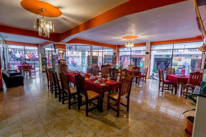 Hoteles Kakchiquel ปานาคาเชล ภายนอก รูปภาพ